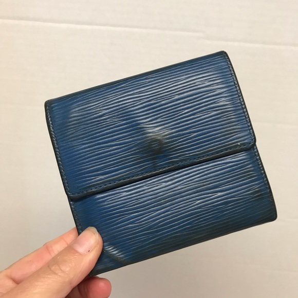 Louis Vuitton Epi Leather Mini Snap Wallet - Picture 3 of 11